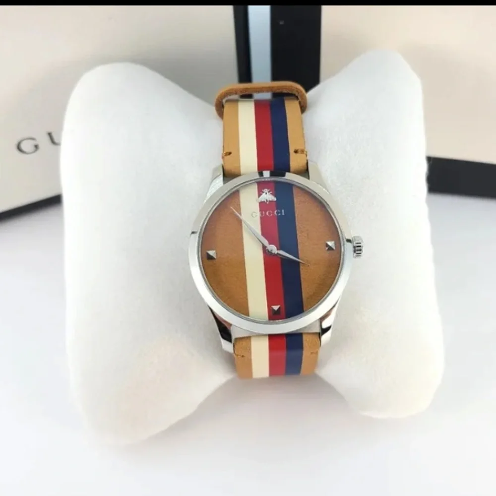 BRAND NEW GUCCI Italics Luxury Watch